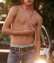 Be my boyfriend 5c6ae8ddb9eb6.jpg