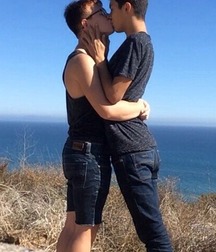 Be my boyfriend 5c6ae8e3b3aec.jpg