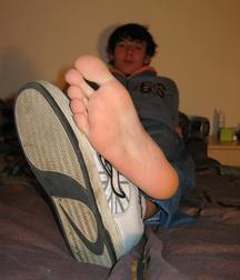 Sweaty soles to lick 5c6c17d73f35f.jpg