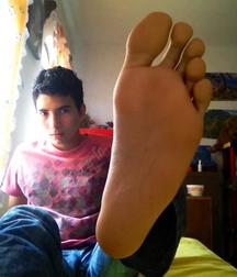 Sweaty soles to lick 5c6c17fcdfac9.jpg