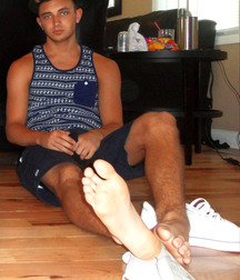 Boy feet and soles 5c6e8c97d4206.jpg