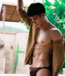 Eye Catchers 5c6eb0f81201f.jpg