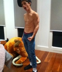 Boys beauty 5c6ed98e92d12.jpg