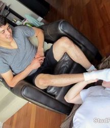 Worship these feet 5c6f1f2f05723.jpg