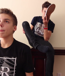Worship these feet 5c6f1f922a8d8.png