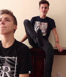 Worship these feet 5c6f1f9bd3a4c.png