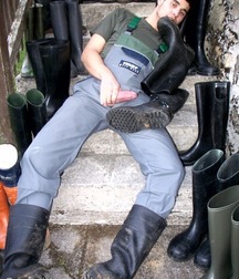 Wanna lick these boots 5c6fe1efbf714.jpg