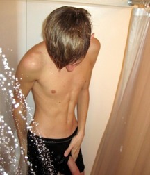Lovely teen boys 5c6fffb021464.jpg