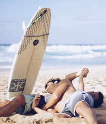 Surfer hotties 5c7053ed0eca8.jpg