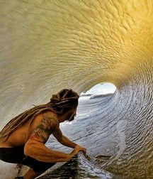 Surfer hotties 5c7053f146fb6.jpg