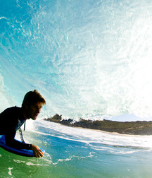 Surfer hotties 5c705410ae563.jpg