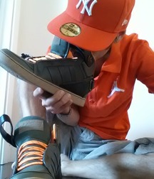 Sneaker and cleats 5c714dabddc1f.jpg