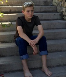 Barefoot boys 8 5c72f8206e031.jpg