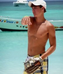 Boys in Boardshorts 5c7341f980879.jpg