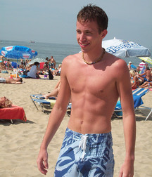 Boys in Boardshorts 5c734205ec715.jpg