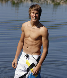 Boys in Boardshorts 5c73421b06ce1.jpg