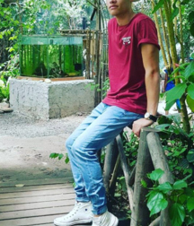 Converse worshiper 5c734e5e65bd1.png