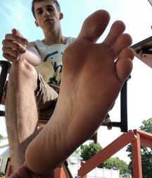 Foot masters 2  5c758e12711f6.jpg