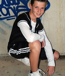 In shorts 5c7595ff83b85.jpg