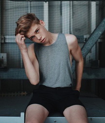 Twinks 35 5c75a7e2487e7.jpg
