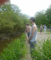 Boys pissing  5c7ac9f848171.jpg