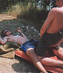 Boys pissing  5c7ac9fee594e.jpg