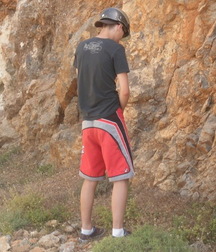 Boys pissing  5c7aca0bf364a.jpg
