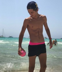 Studs into sports 5c7e972f51f70.jpg