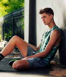 Young and beautiful 5c7ece94c8321.jpg