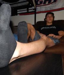 Smelly skater feet 5c7ed0f5c467b.jpg