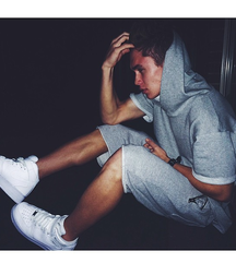 Smelly skater feet 5c7ed12be5885.png