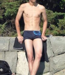 Barefoot twinks 5c86c6278031d.jpg