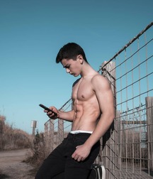 Twinks 40 5c86d29e997d0.jpg