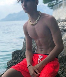 Twinks 40 5c86d2b7b68d8.jpg