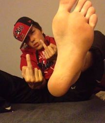 Smelly boy feet and sox 5c87e4d9a9f13.jpg