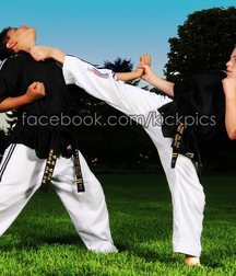 Fighter feet in face 5c87e8b53269c.jpg