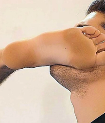 Fighter feet in face 5c87e8c10af28.jpg