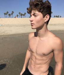 Amazing twinks 2 5c8a4f19a96eb.jpg