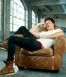 Boys and men in boots 2 5c8a87ba21a33.jpg