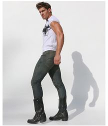 Boys and men in boots 2 5c8a87f8852ca.jpg