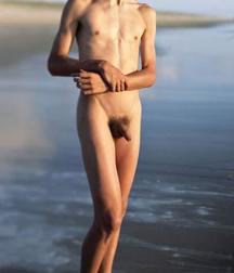 Cool boys 2 5c8b110d18c2e.jpg