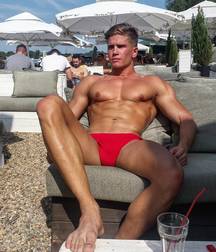 sweaty feet 2 5c8ba63ea58d1.jpg