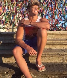 sweaty feet 2 5c8ba68ce8580.jpg