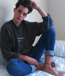 Suck my smelly toes 5c8cc35535a49.png