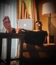 Suck my smelly toes 5c8cc3793c39e.jpg