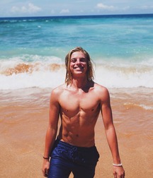 Nice hunks 5c8cc46b3828f.jpg