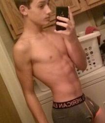 Twinks and undies 5c8d5274a5def.jpg