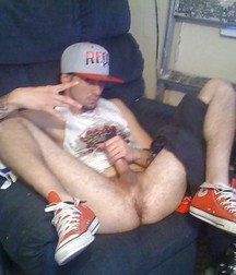 Boys in chucks 5c8d8f42cb744.jpg