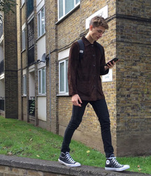 Boys in chucks 5c8d8f75a369a.jpg