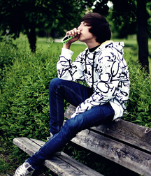 Like denim 5c8e44cf59763.png